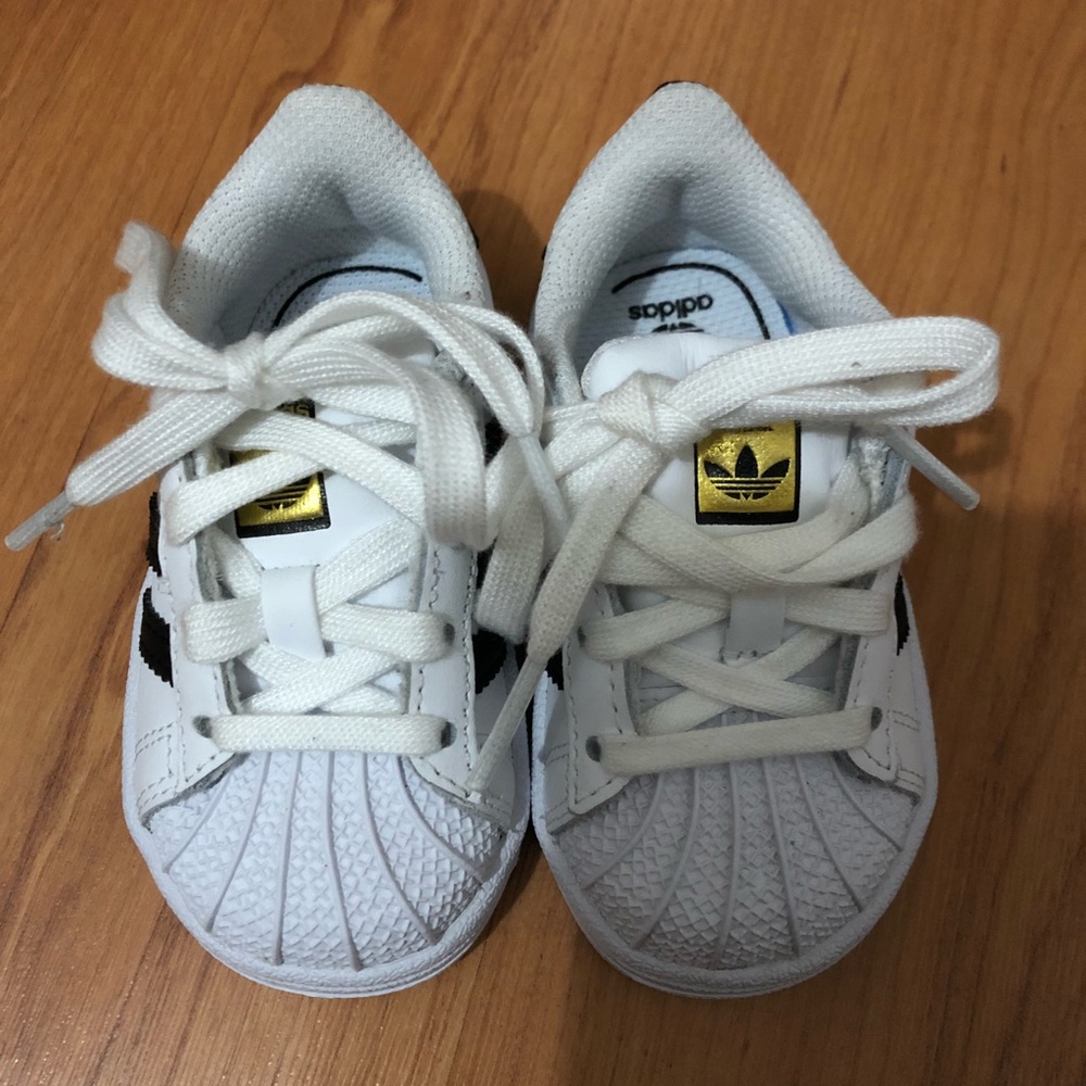 Toddler adidas shelltop sneakers